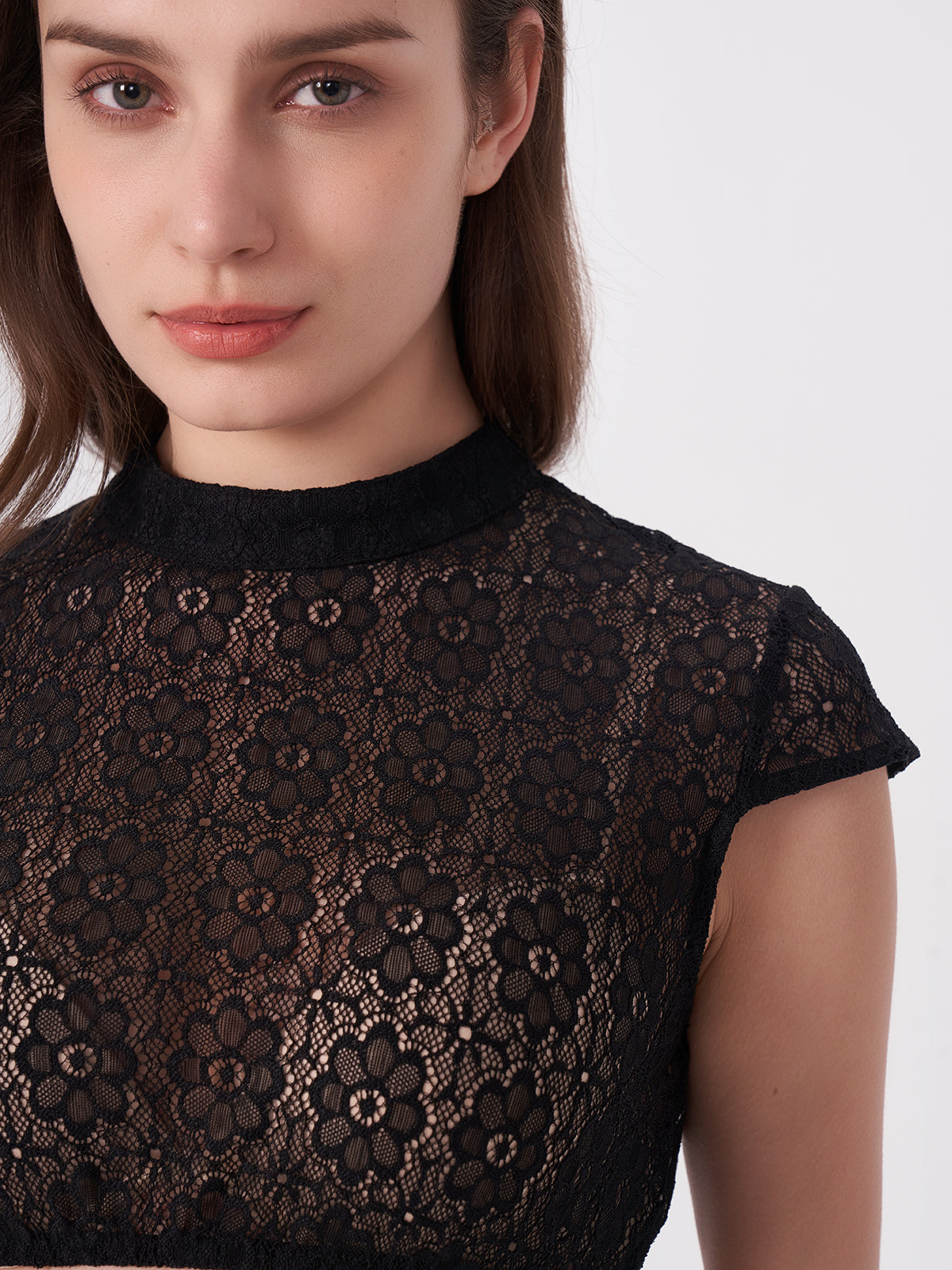 Schwarze Hochgeschlossen Kurzarm Dirndlbluse Eudora